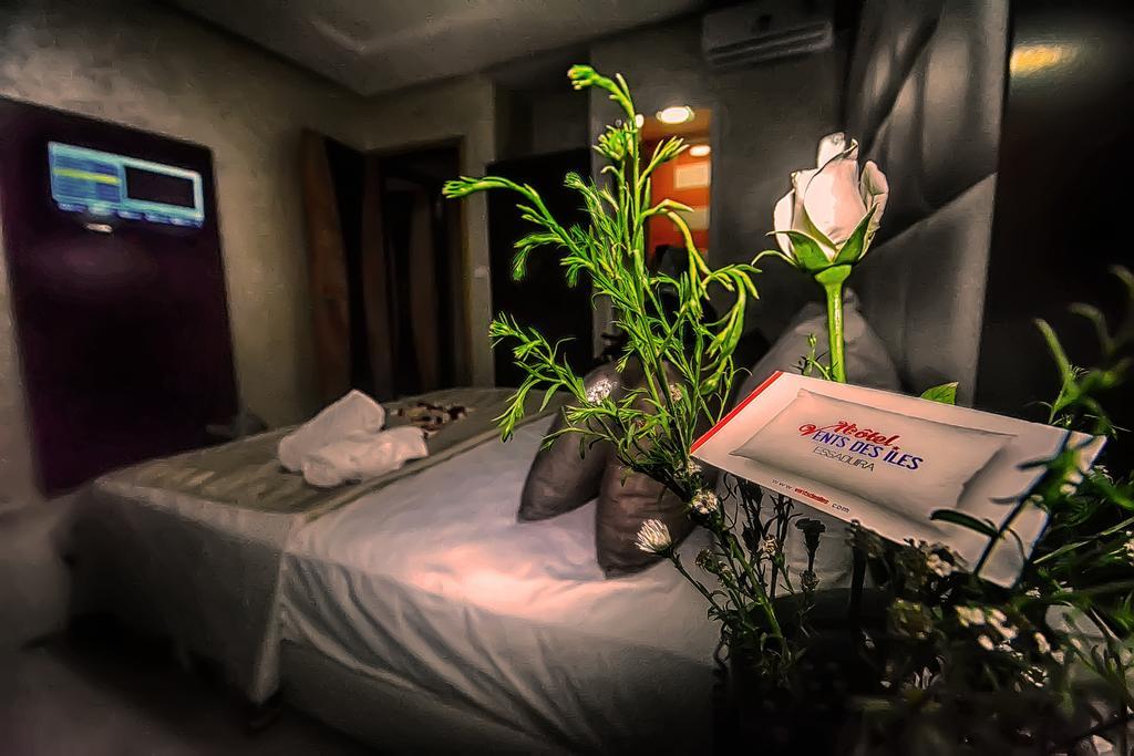 Hotel Vents Des Iles Есувейра Екстериор снимка
