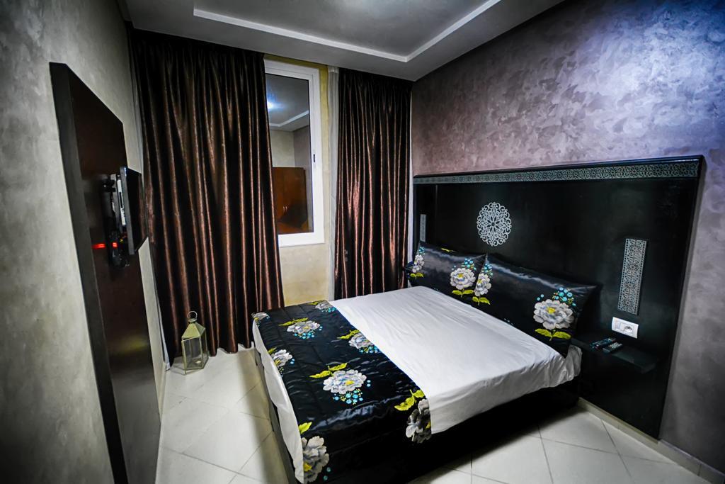 Hotel Vents Des Iles Есувейра Екстериор снимка