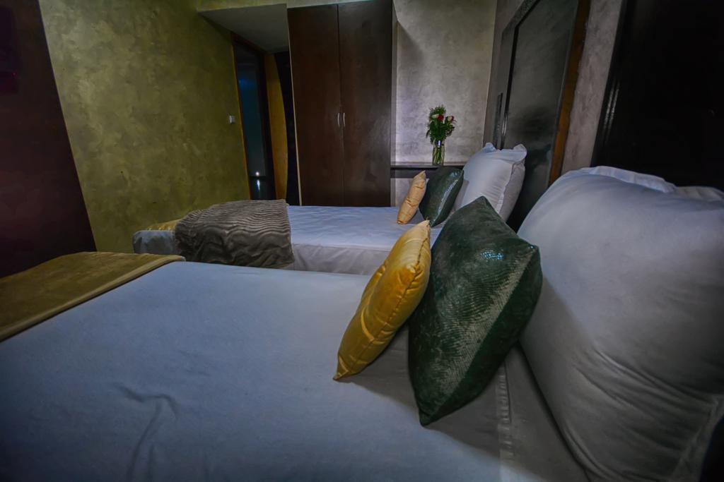 Hotel Vents Des Iles Есувейра Екстериор снимка
